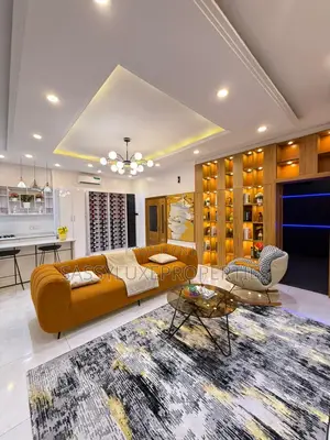 Luxurious 1 Bedroom Apartment With Private