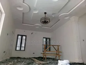 Wall Screeding, Painting