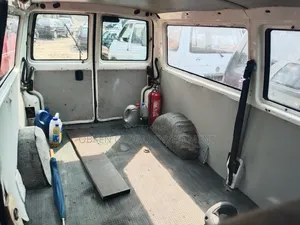 Volkswagen Transporter 2003 White