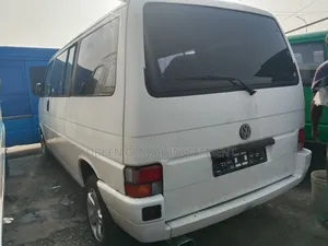 Volkswagen Transporter 2004 White