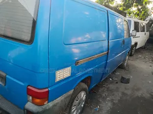 Volkswagen Transporter 2003 Blue