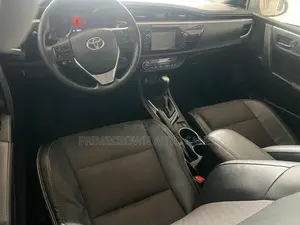 Toyota Corolla S 4dr Sedan (1.8L 4cyl CVT) 2014 Blue