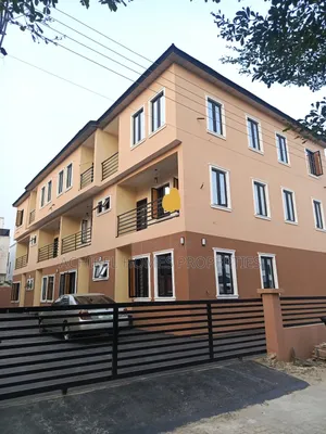 3bdrm Duplex in Near Ocean Bay, Lekki Phase 2 for rent