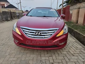 Hyundai Sonata Limited 2.0T w/17" Wheels (2.0L 4cyl 6A) 2011 Red