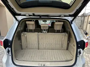 Toyota Highlander Limited V6 4x2 (3.5L 6cyl 6A) 2016 Off white
