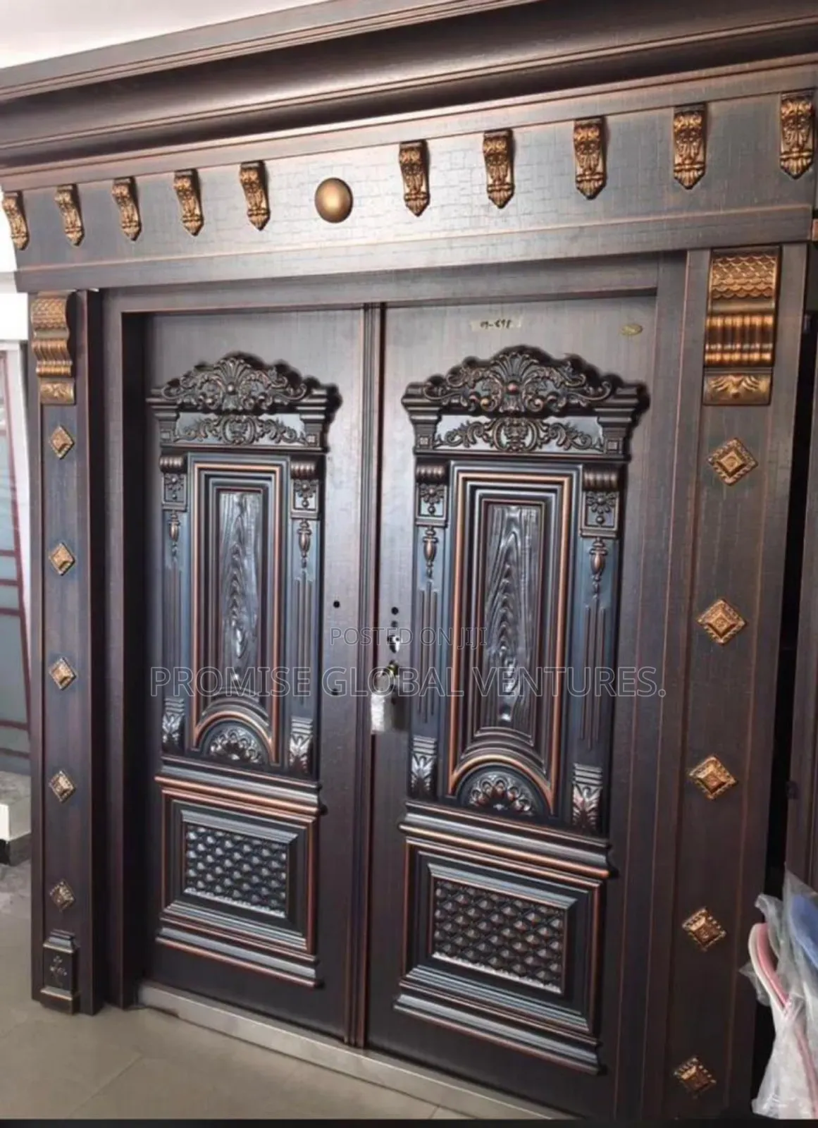 Pillar Copper Door With Arc