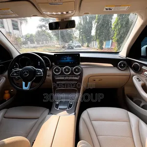 Mercedes-Benz GLC-Class 2021 White
