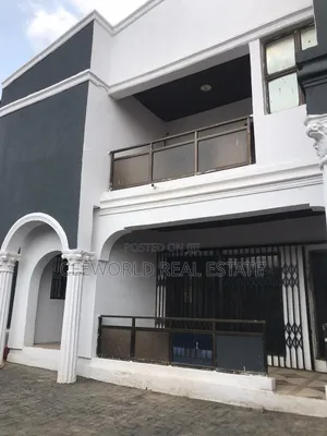 5bdrm Duplex in Oluyole Main Estate for rent