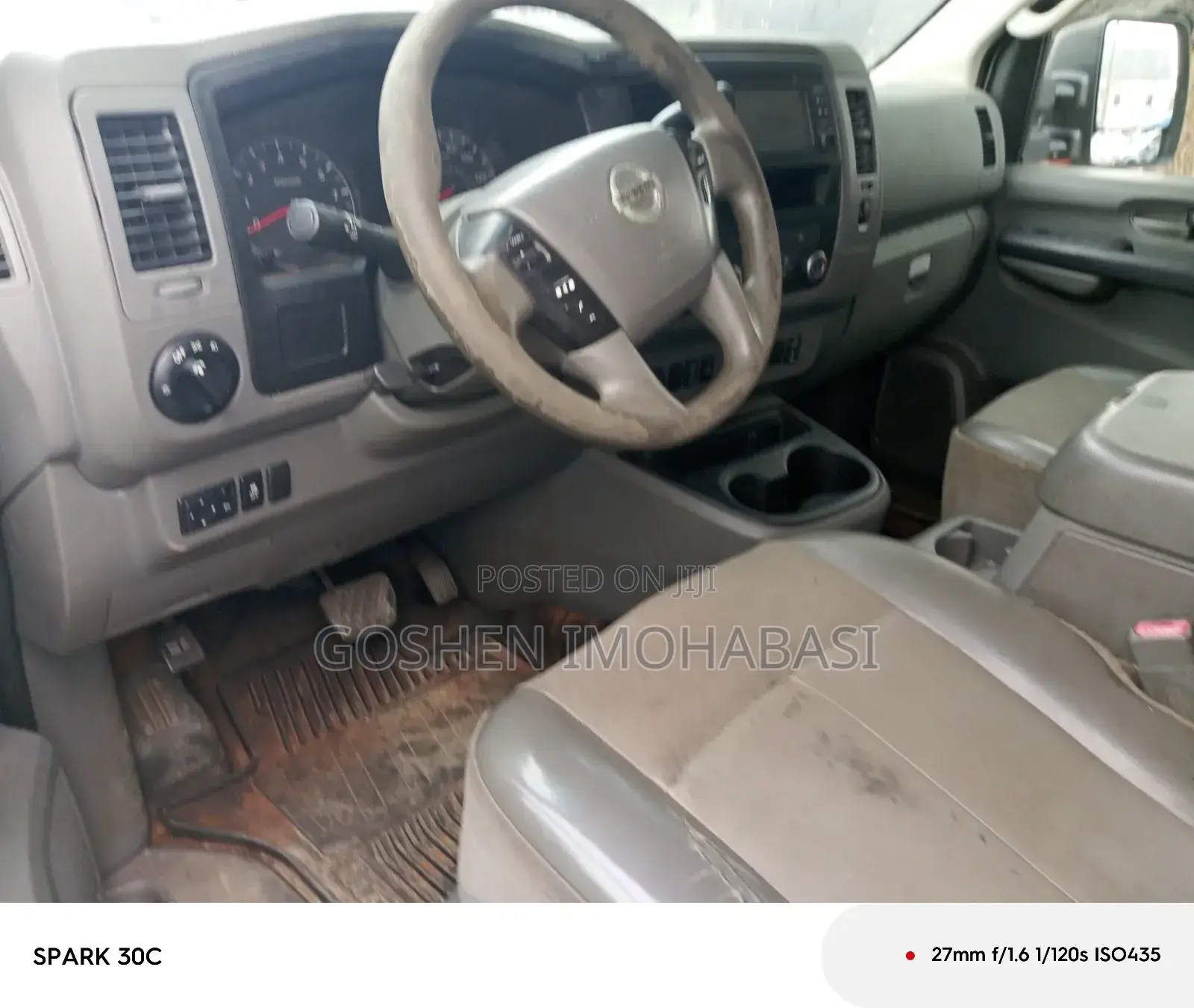 Nissan Caravan (Urvan) 2016 White