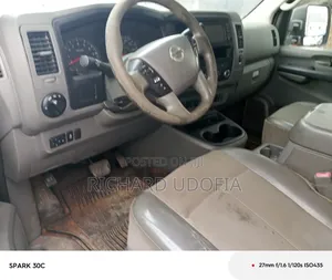 Nissan Caravan (Urvan) 2016 White