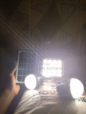 Solar Energy Lamp With 2 Bulbs and Solar Panel