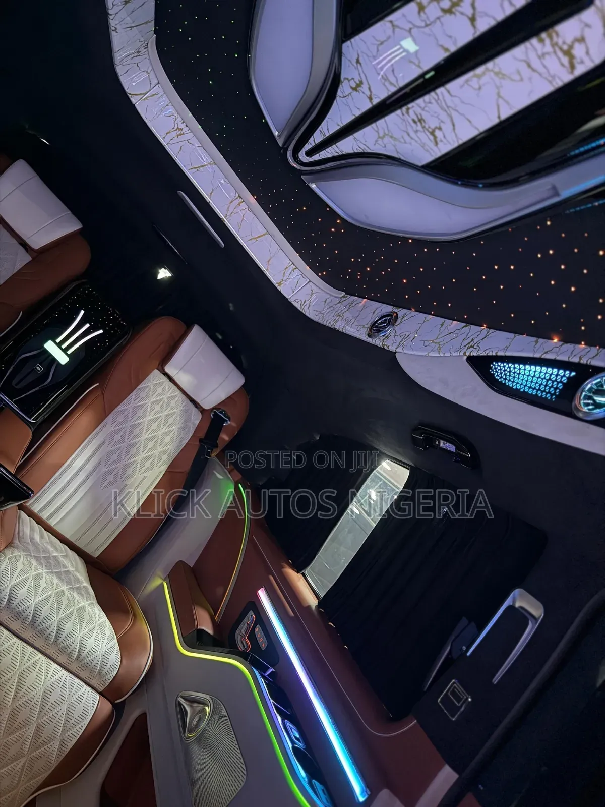 Mercedes-Benz V-Class 2024 Gold