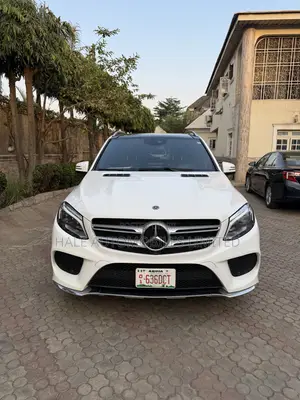 Mercedes-Benz GLE-Class GLE 400 4MATIC 2018 White