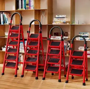 Portable Metal Folding Ladder With Non-Slip Treads