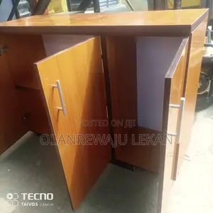 Modern 3 Doors Kitchen Cabinet