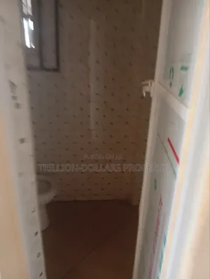 2bdrm Block of Flats in Suv Plaza, Karu for rent