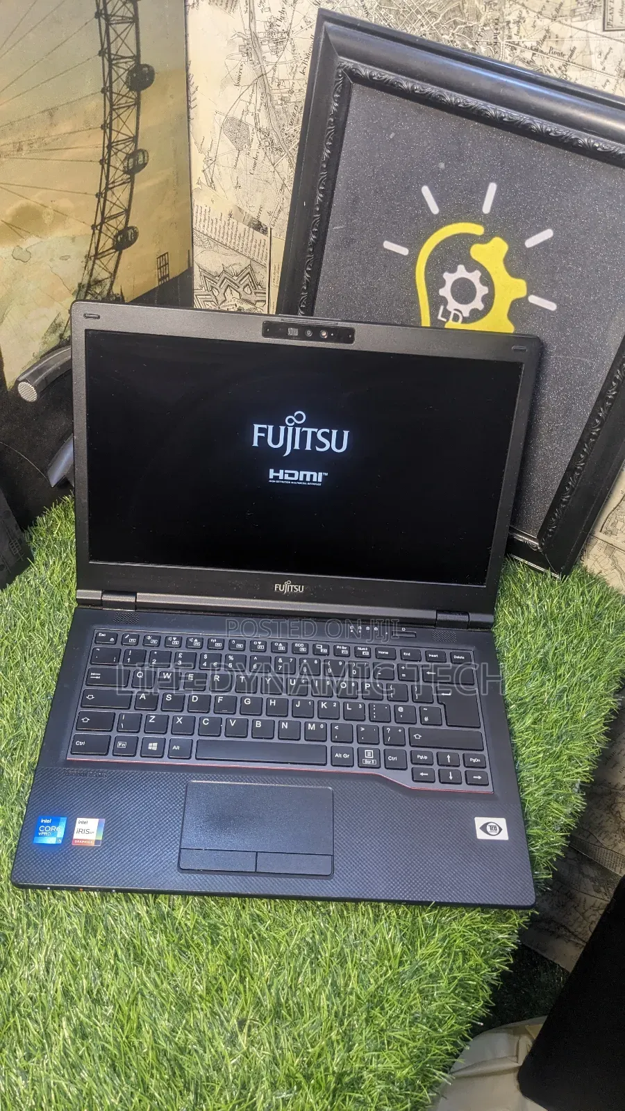 Laptop Fujitsu 8GB Intel Core i5 SSD 256GB