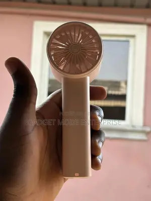 Oumituo Handheld Electric Rechargeable Fan