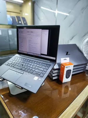 Laptop HP ZBook Firefly G8 16GB Intel Core I7 SSD 256GB