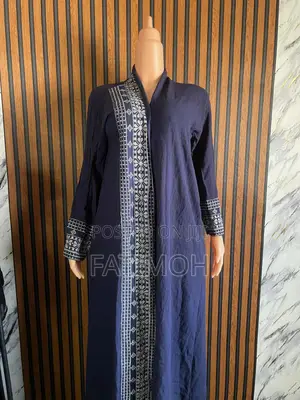 Neatly Ironed Thrifted Abaya
