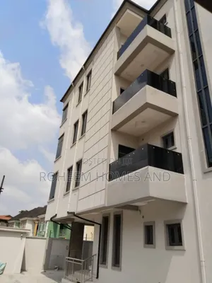 3bdrm Block of Flats in Secured Area, Ikeja GRA for rent