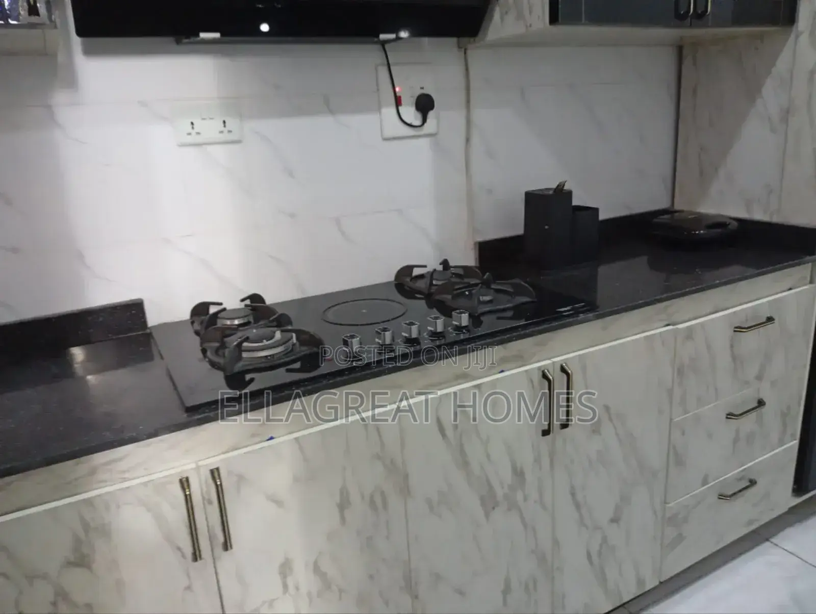 Service Apartment