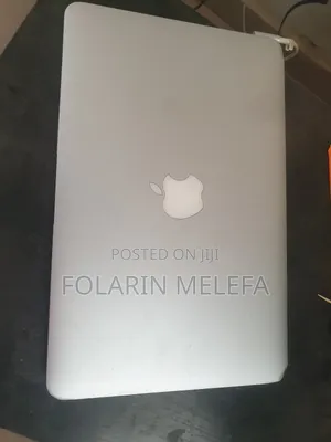 Laptop Apple MacBook Air 2011 2GB Intel Core i3 SSD 128GB