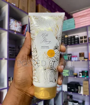 Milk Honey Gold Smoothing Sugar Scrub