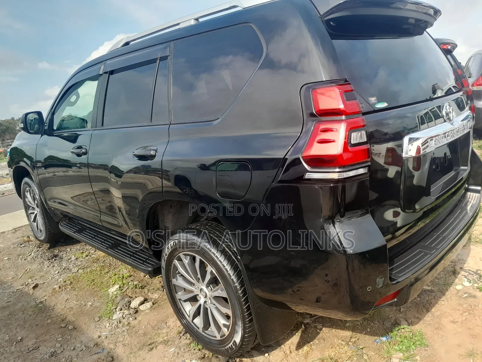 Toyota Land Cruiser Prado 2.7 2023 Black