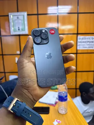 Apple iPhone 16 Pro 128 GB Black