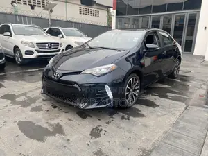 Toyota Corolla XSE (1.8L 4cyl 2A) 2019 Gray