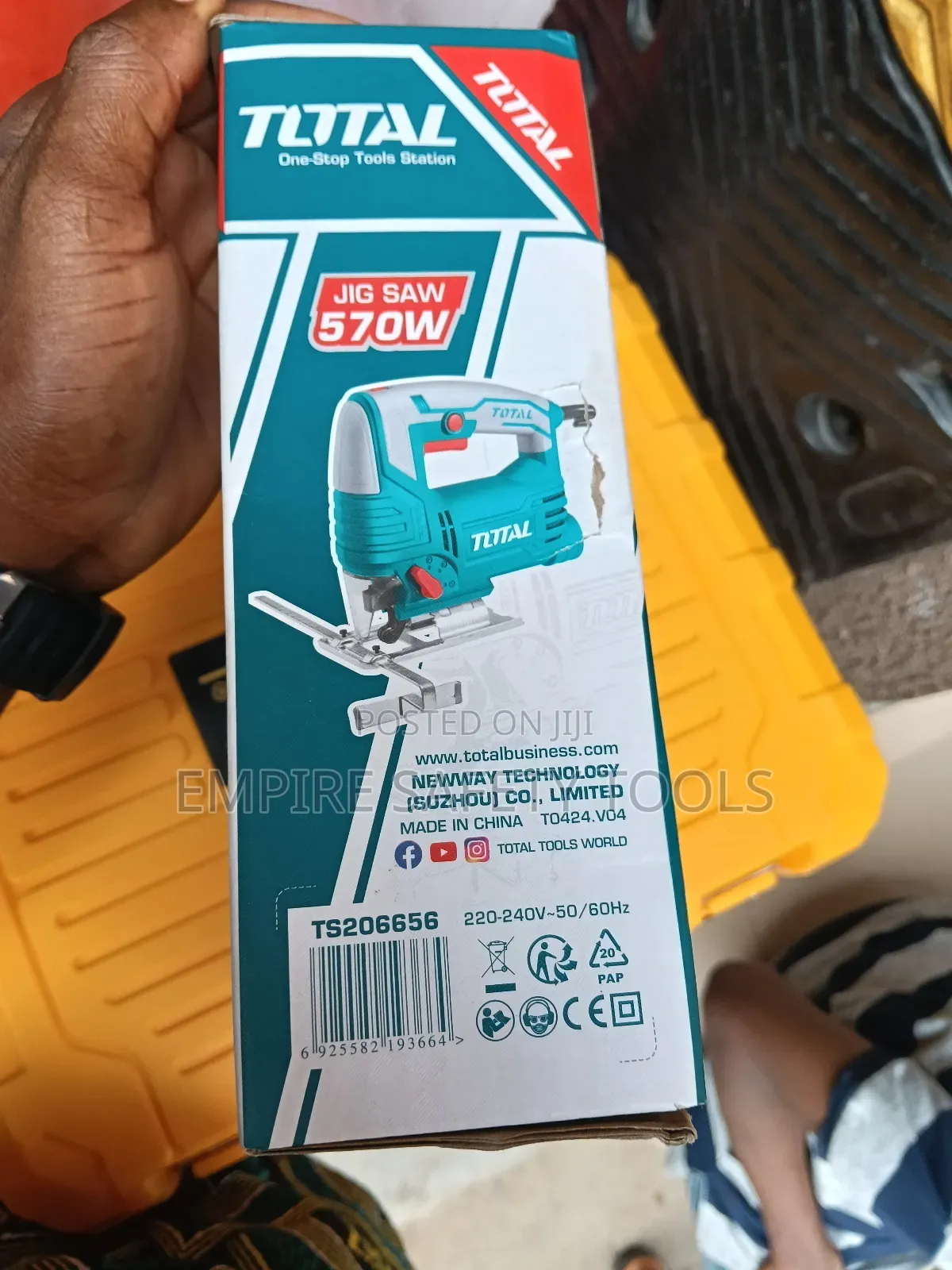 570w Total Jigsaw