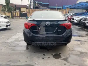 Toyota Corolla XSE (1.8L 4cyl 2A) 2019 Gray