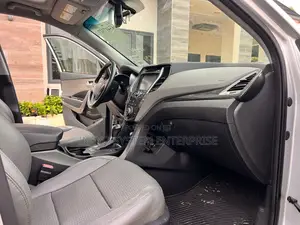 Hyundai Santa Fe 2015 Gray
