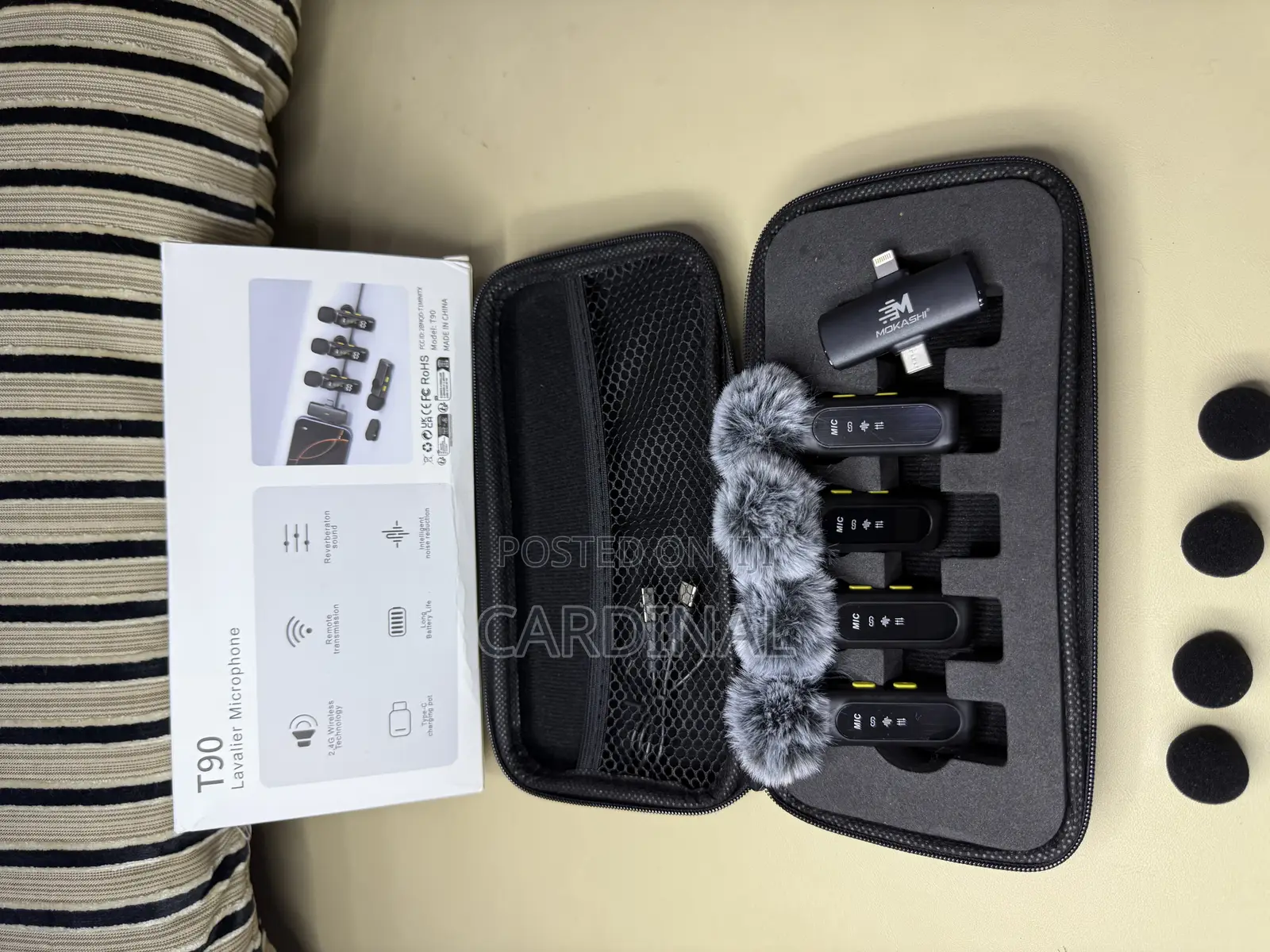 T90 4 in 1 Wireless Microphone