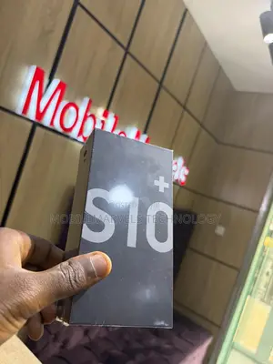 New Samsung Galaxy S10 Plus 128 GB Blue