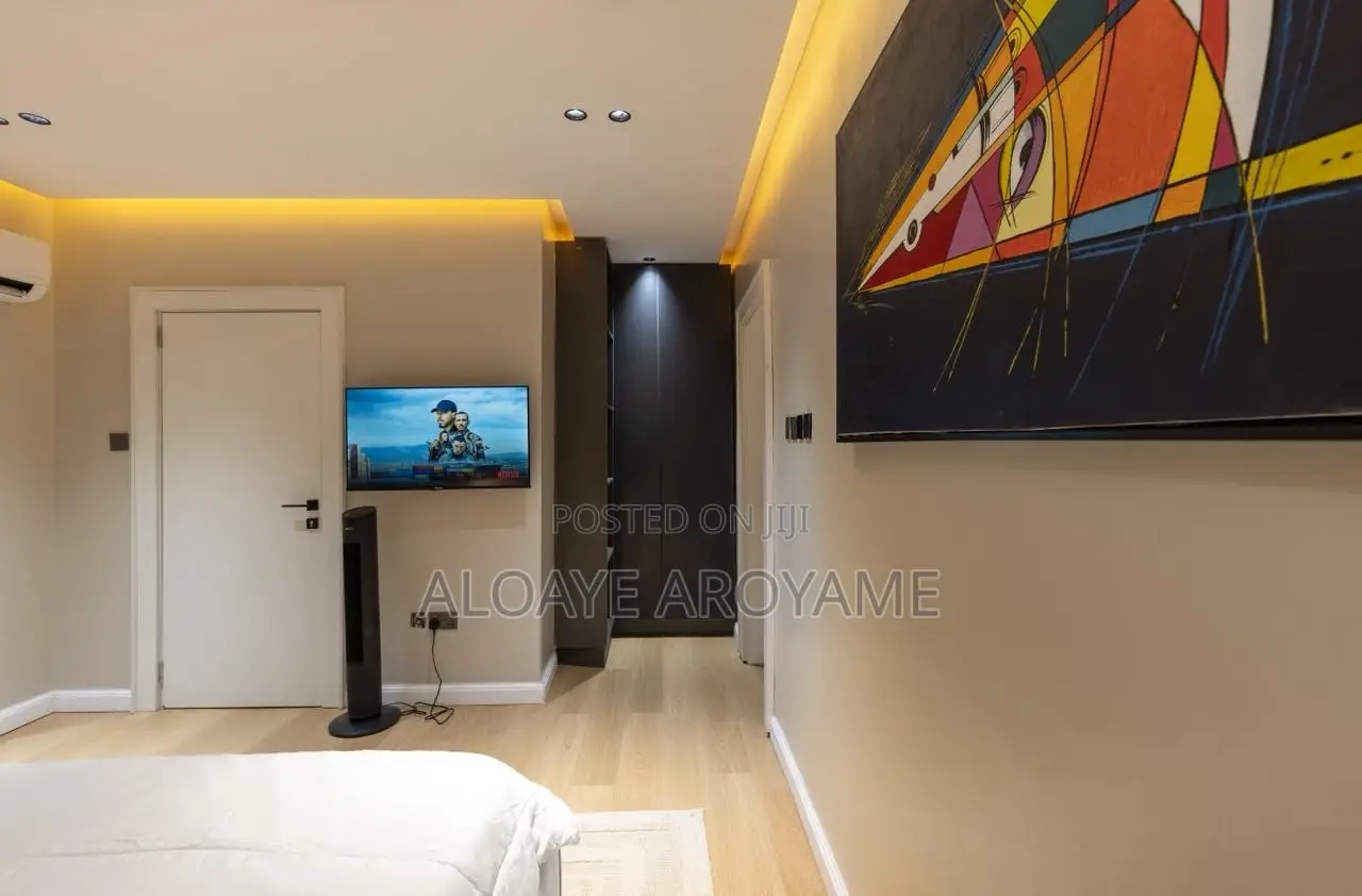 2 Bedroom Fully Equipped Shortlet Apartment