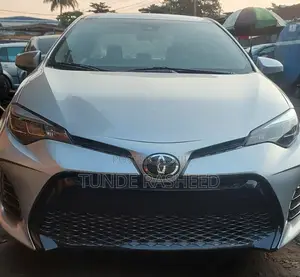 Toyota Corolla LE 4dr Sedan (1.8L 4cyl CVT) 2017 Silver