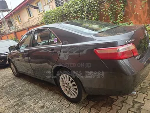 Toyota Camry LE V6 4dr Sedan (3.5L 6cyl 6AM) 2009 Gray