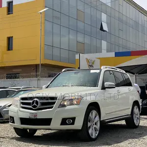 Mercedes-Benz GLK-Class 2009 White