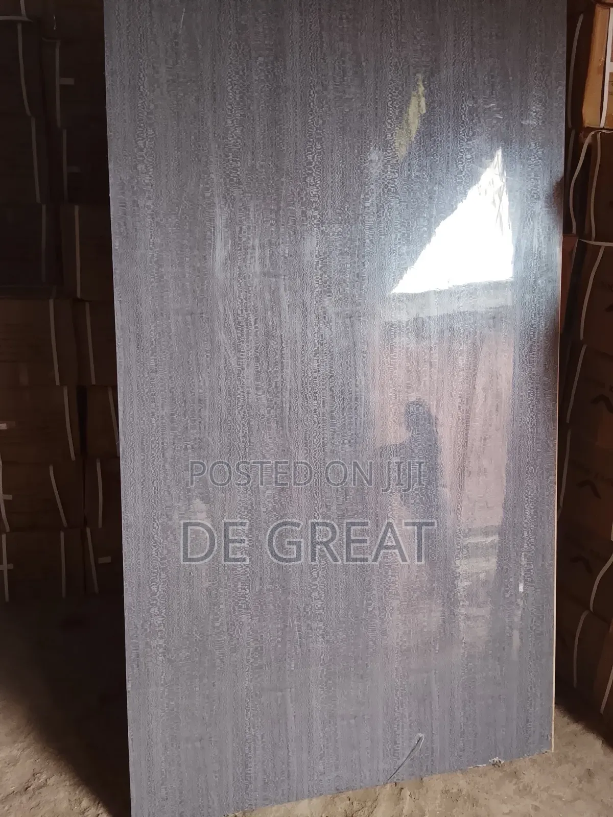 Acrylic Mirror Face Ash