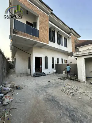 4bdrm Duplex in Ikota for rent