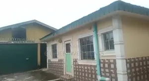5bdrm Bungalow in Off Ago-Palace Way for sale