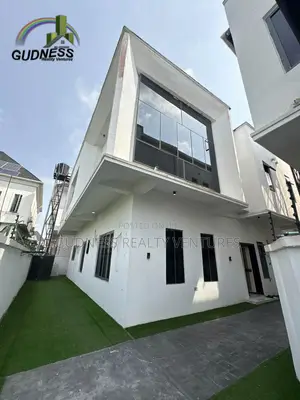 4bdrm Duplex in Chevron for rent