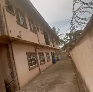 4bdrm Block of Flats in Off Ago-Palace for sale