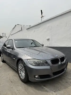 BMW 323i 2009 Gray