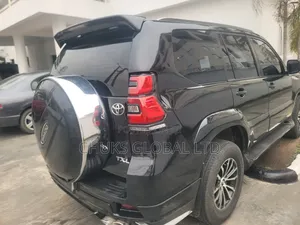 Toyota Land Cruiser Prado 2008 Black