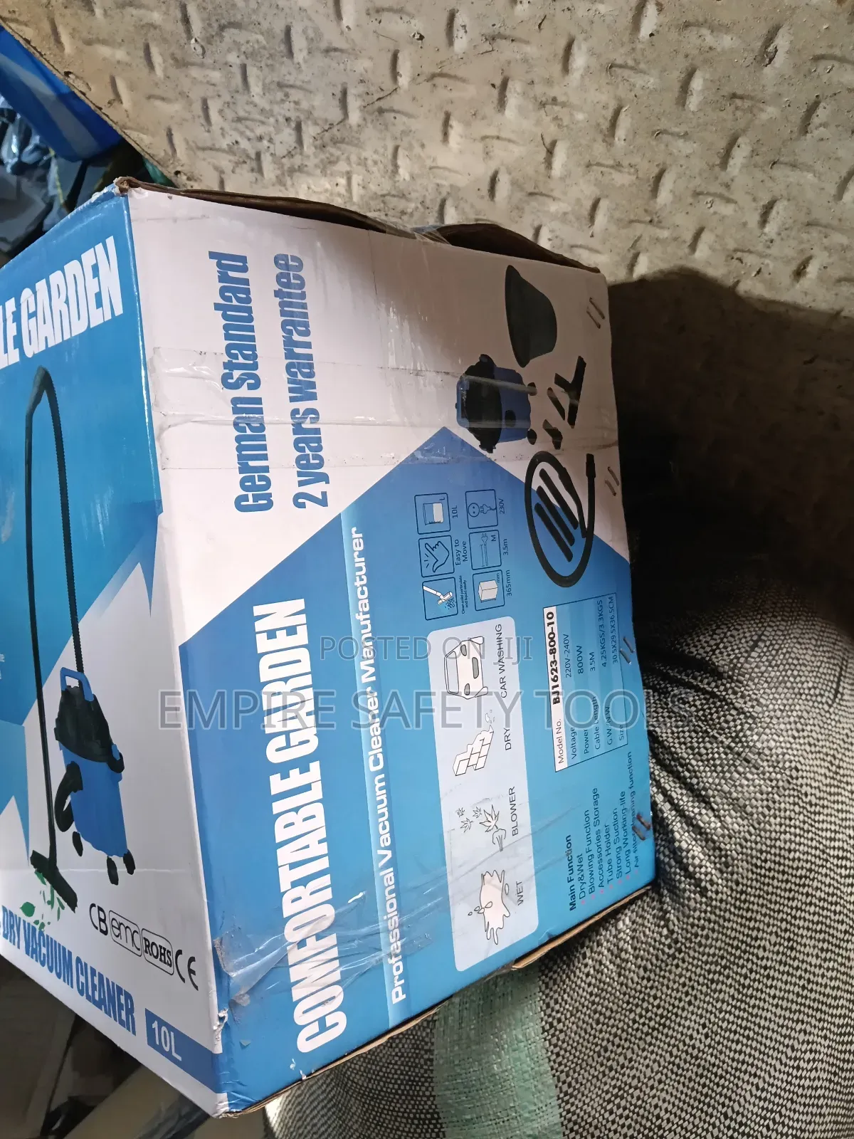 10l Vacuum Cleaner