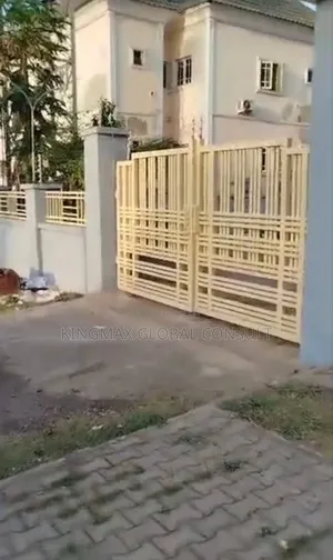 5bdrm Duplex in Wuye Abuja for sale