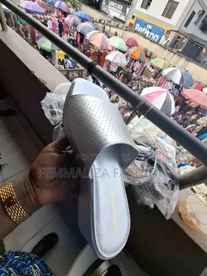 Classic Women Wedge Slippers